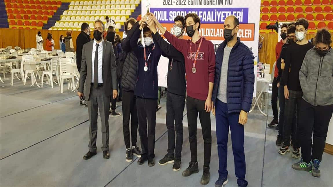 Satranç Takımız İl 2'ncisi Olarak Türkiye Finallerine Katılmaya Hak Kazandı.